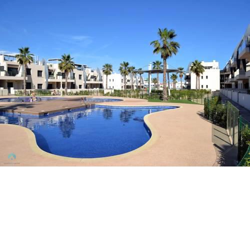 New Luxury Detached Villa with pool at beach