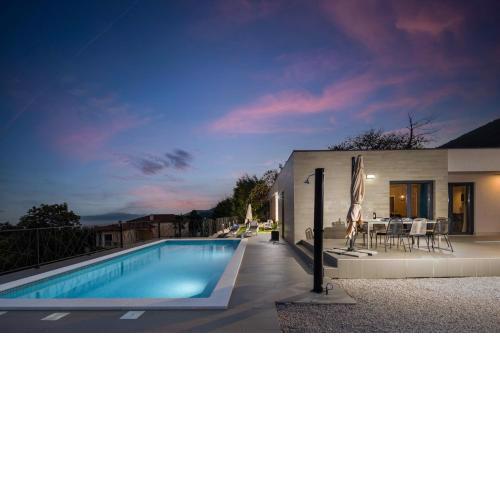 New Modern Design Villa Castanea Opatija with a Large Pool for relaxation and enjoyment, Beautiful Sea Views
