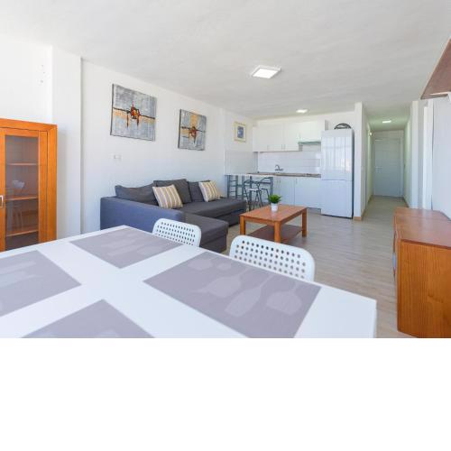 New ocean view appartment in the heart of Playa Ingles