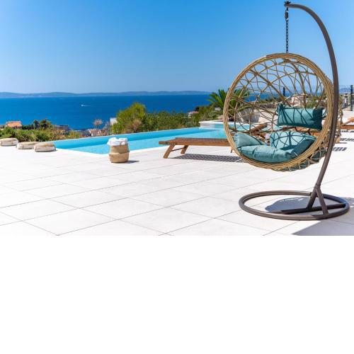 NEW! Seaview Villa Nocturno with 4 en-suite bedrooms, private 35smq infinity pool with hydromassage