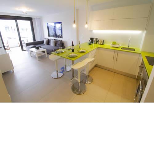 New stylish sea view Apartment Wifi Pool