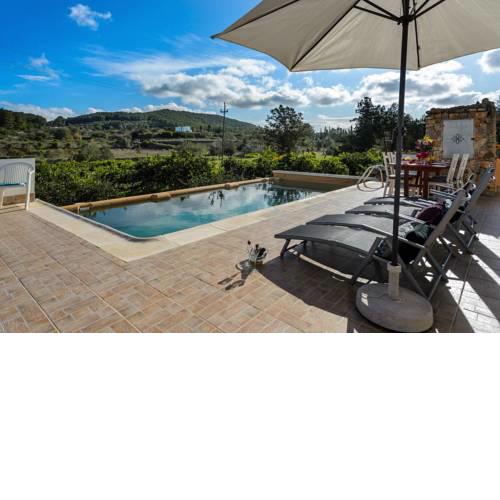 New! Villa DAVYVIC