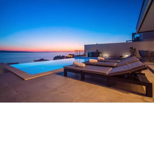 NEW! Villa Nano, 4 bedrooms, jacuzzi, heated pool, sea views, pebble beach 850m
