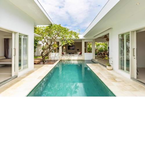 *Newly Listed* Fresh&stylish 3bd Villa in Seminyak