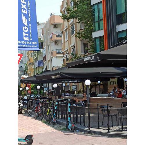 NEXT TO BEACH, CAFES AND ALL AMENITIES