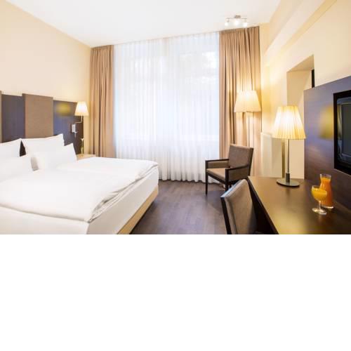 NH Frankfurt Villa