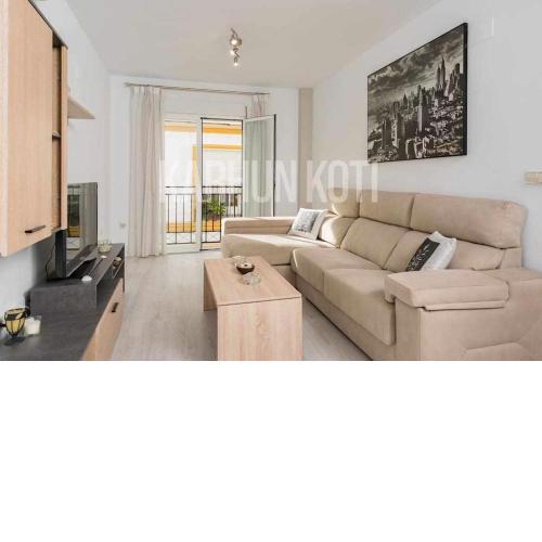 Nice and cozy apartment in Fuengirola center Karhun Koti Rentals