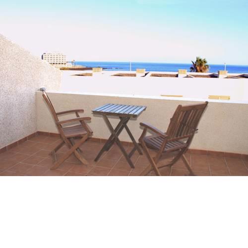 Nice apartment. 2 floors in front of the sea. La Jaquita
