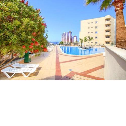 Nice apartment in Adeje with Outdoor swimming pool, WiFi and 2 Bedrooms