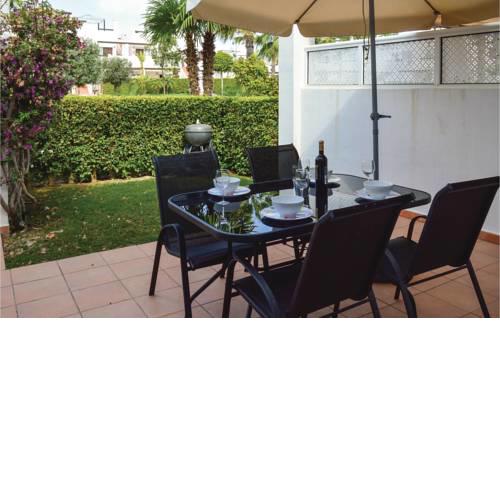 Nice apartment in Alhama de Murcia w/ Indoor swimming pool, WiFi and 3 Bedrooms