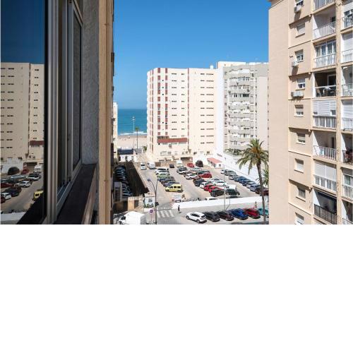 Nice apartment in Cádiz with WiFi and 2 Bedrooms