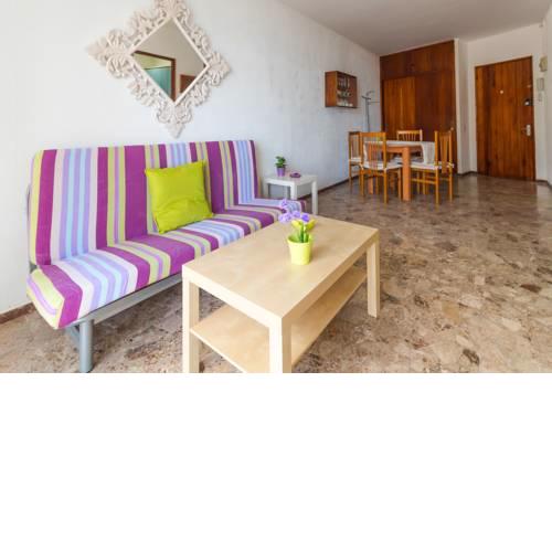 Nice apartment in front the beach