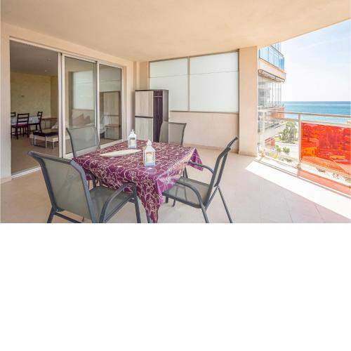 Nice apartment in Oropesa del Mar with Outdoor swimming pool, Sauna and 2 Bedrooms