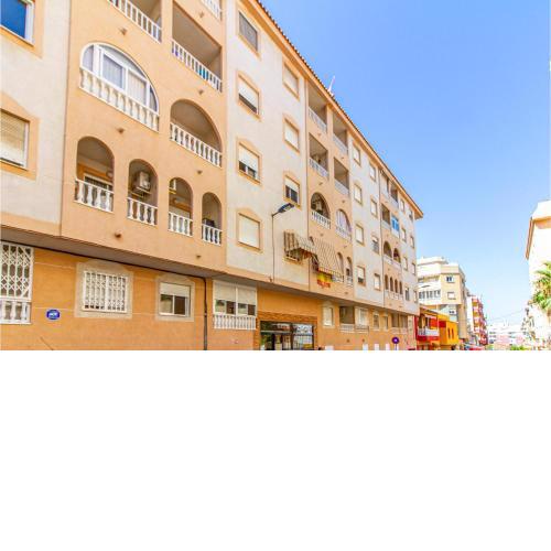 Nice apartment in Torrevieja with Outdoor swimming pool, Swimming pool and 3 Bedrooms