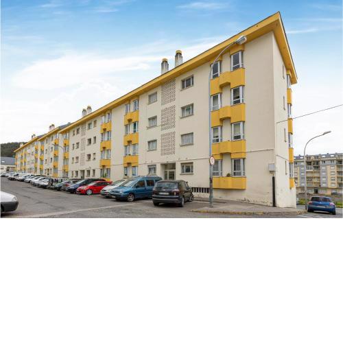 Nice apartment in Viveiro with 3 Bedrooms