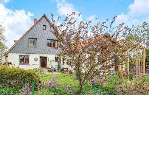 Nice apartment in Wurster Nordseeküste with WiFi and 2 Bedrooms