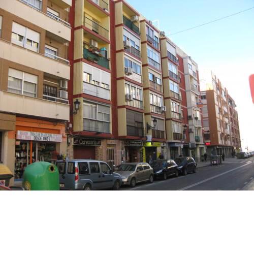 Nice Apartment Near The Beach. 8 Minutes Walk.