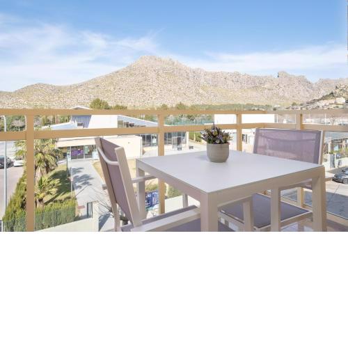 Nice apartment near the beach with private parking