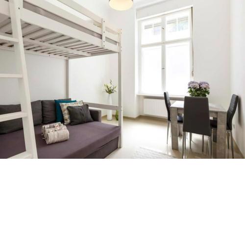 Nice City Center Studio