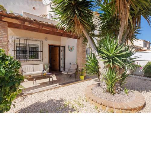 Nice holiday home in Lo Crispin near Ciudad Quesada with shared pool