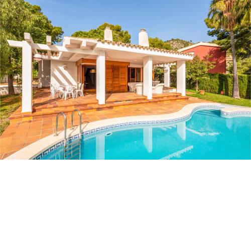 Nice home in Benicàssim w/ Outdoor swimming pool, WiFi and Outdoor swimming pool