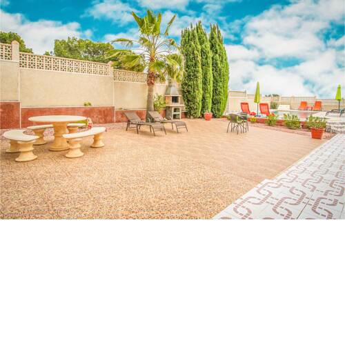 Nice home in Ciudad Quesada w/ Outdoor swimming pool, Outdoor swimming pool and 3 Bedrooms