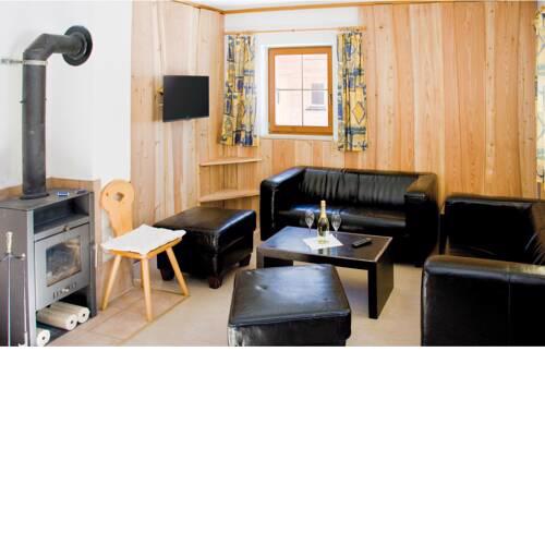 Nice home in Ebensee with Sauna, WiFi and 5 Bedrooms