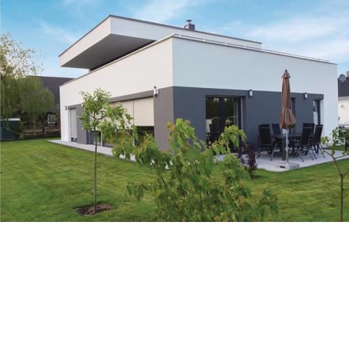 Nice home in Karlshagen w/ WiFi and 3 Bedrooms