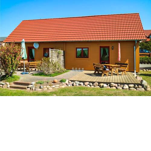 Nice home in Klink-Sembzin w/ WiFi and 2 Bedrooms