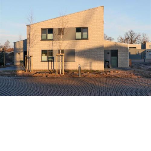 Nice home in Lembruch-Dmmer See with Indoor swimming pool, Sauna and 5 Bedrooms