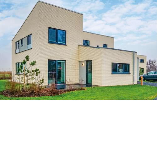 Nice home in Lembruch/Dümmer See w/ Indoor swimming pool, Sauna and WiFi