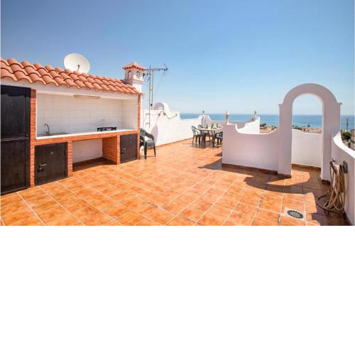 Nice home in Mojácar with Outdoor swimming pool, WiFi and 4 Bedrooms