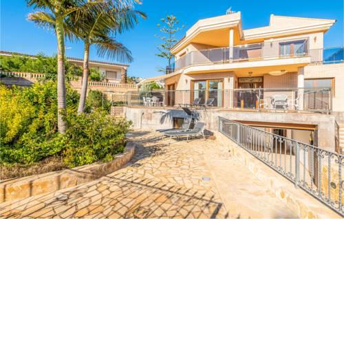 Nice home in Peñiscola w/ WiFi, Outdoor swimming pool and 4 Bedrooms