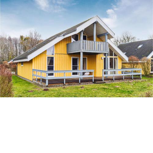 Nice home in Rechlin with Sauna, WiFi and 2 Bedrooms