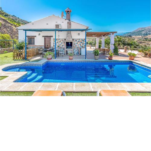Nice home in Torrox with Outdoor swimming pool, WiFi and 2 Bedrooms