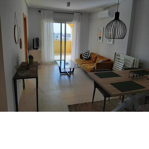 Nice modern 2 bed apartment in Torrievieja