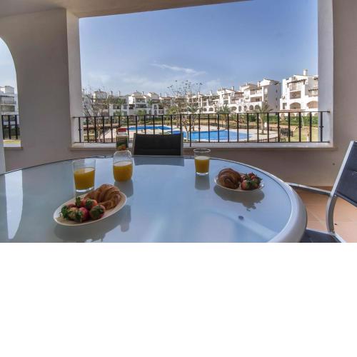 Nice Pool Views Apartment with 2 Bedrooms - BA412LT