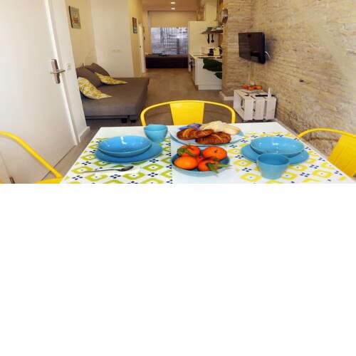 Nice studio with SWIMMING POOL close to the CENTER