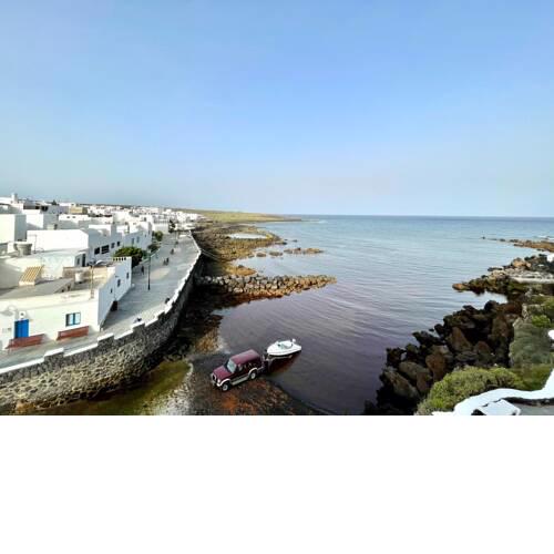 Nice two bedroom apartment with sea views in Punta Mujeres
