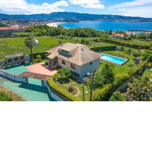 Nigran Villa Sleeps 11 Pool WiFi