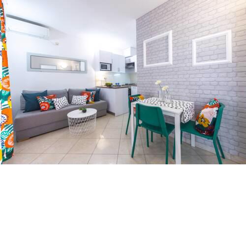 Niko's Apartment