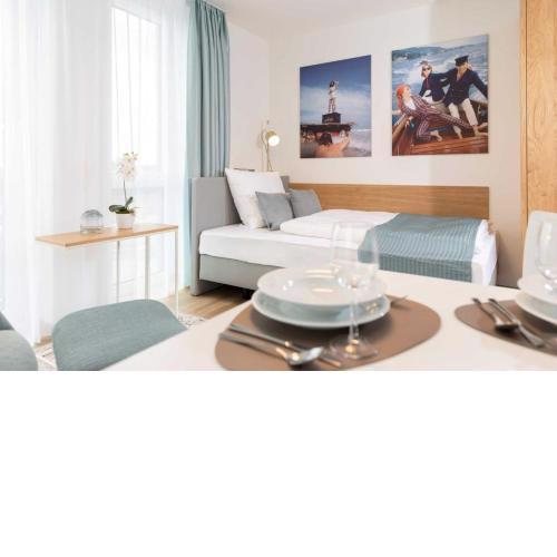 NINO-Boardinghouse 6 - a69906
