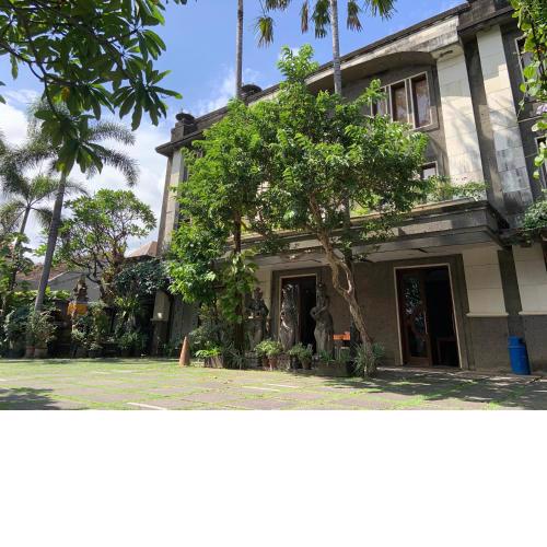 Nirwana Suites