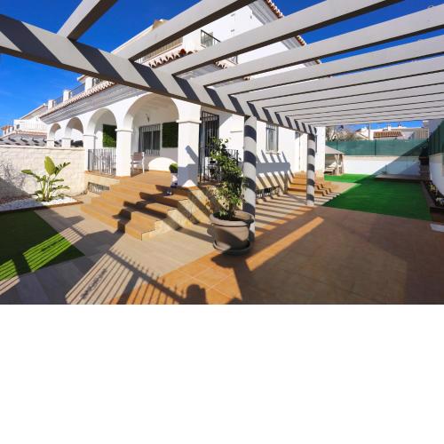 NIZA BEACH Holiday House 10PAX