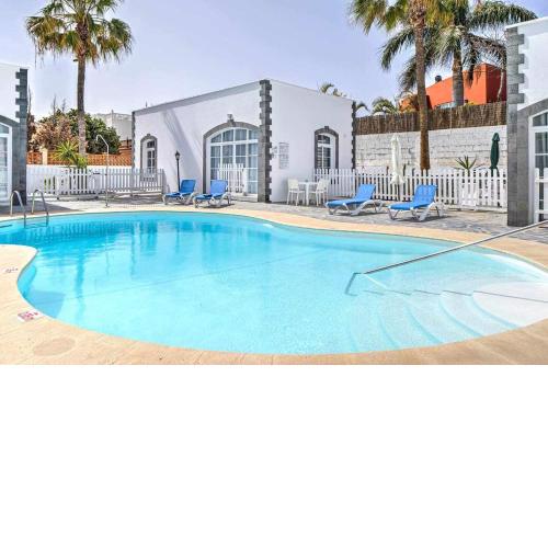 Nora Beach House II