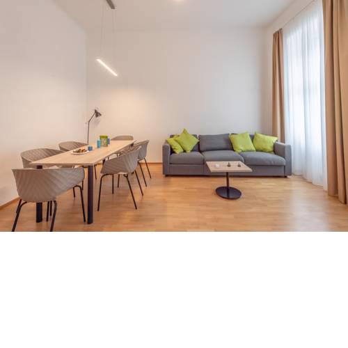 Novel and extensive appartment