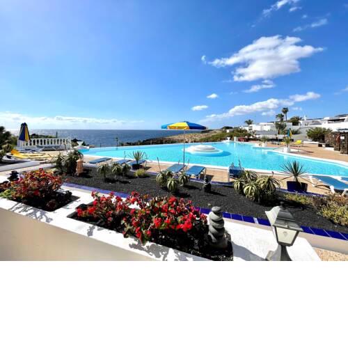 Nudist apartment with two bedrooms and sea view in Lanzarote
