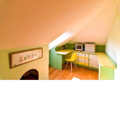¡Nuevo! Amplio chalet con jardín y piscina en Liencres