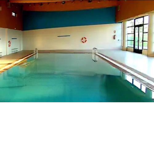 Nuevo! Apartamento con jardin privado y piscina