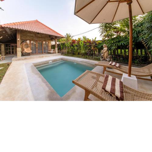 Nyaman Villas by EVDEkimi